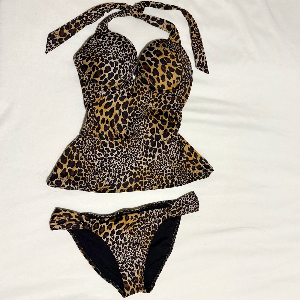 Victoria’s Secret Very Sexy Tankini Set Push Up Halter  Cheetah 32A Top S Bottom
